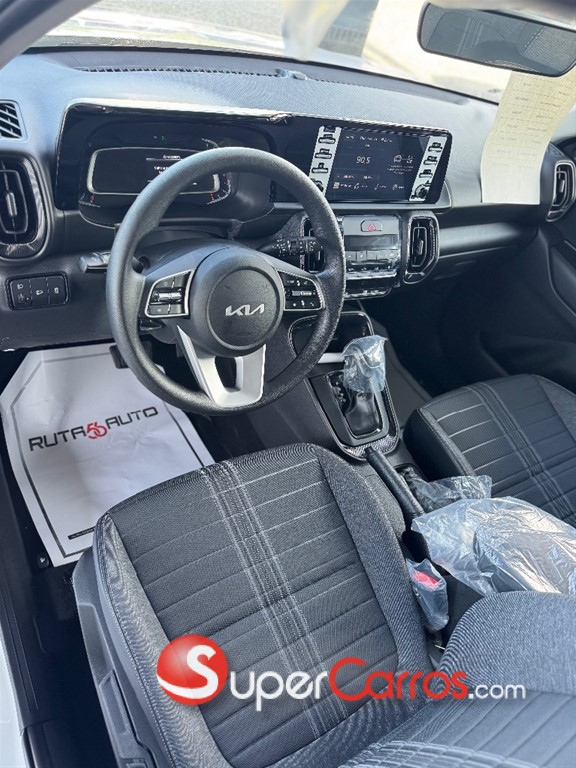 2027 Kia Sonet — foto 11 / 11