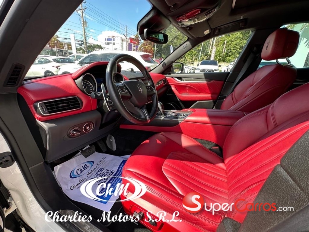 2019 Maserati Levante SQ4 — foto 5 / 9