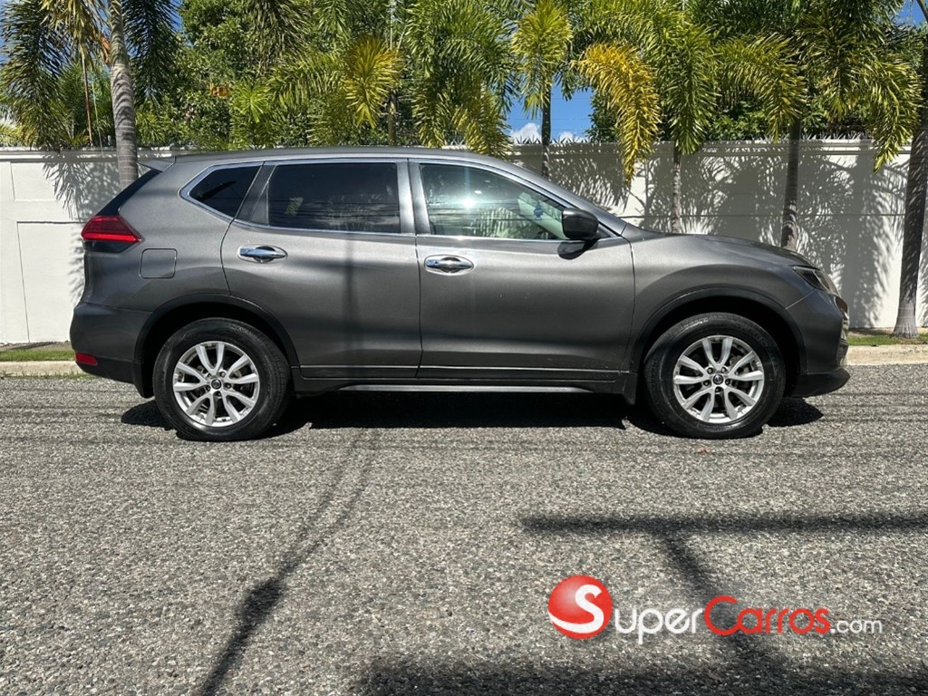 2020 Nissan X-Trail — foto 12 / 12