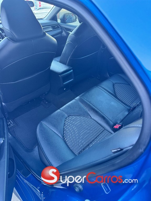 2020 Toyota Camry SE Nightshade — foto 9 / 10