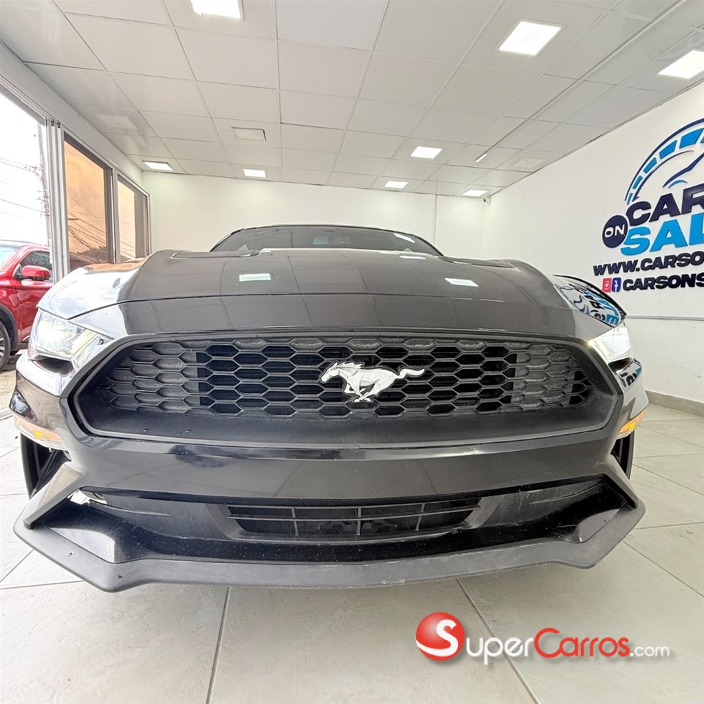 2019 Ford Mustang Ecoboost — foto 3 / 10