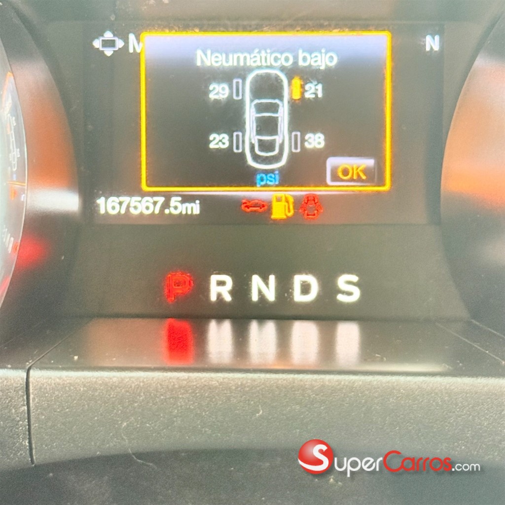 2019 Ford Mustang Ecoboost — foto 9 / 10