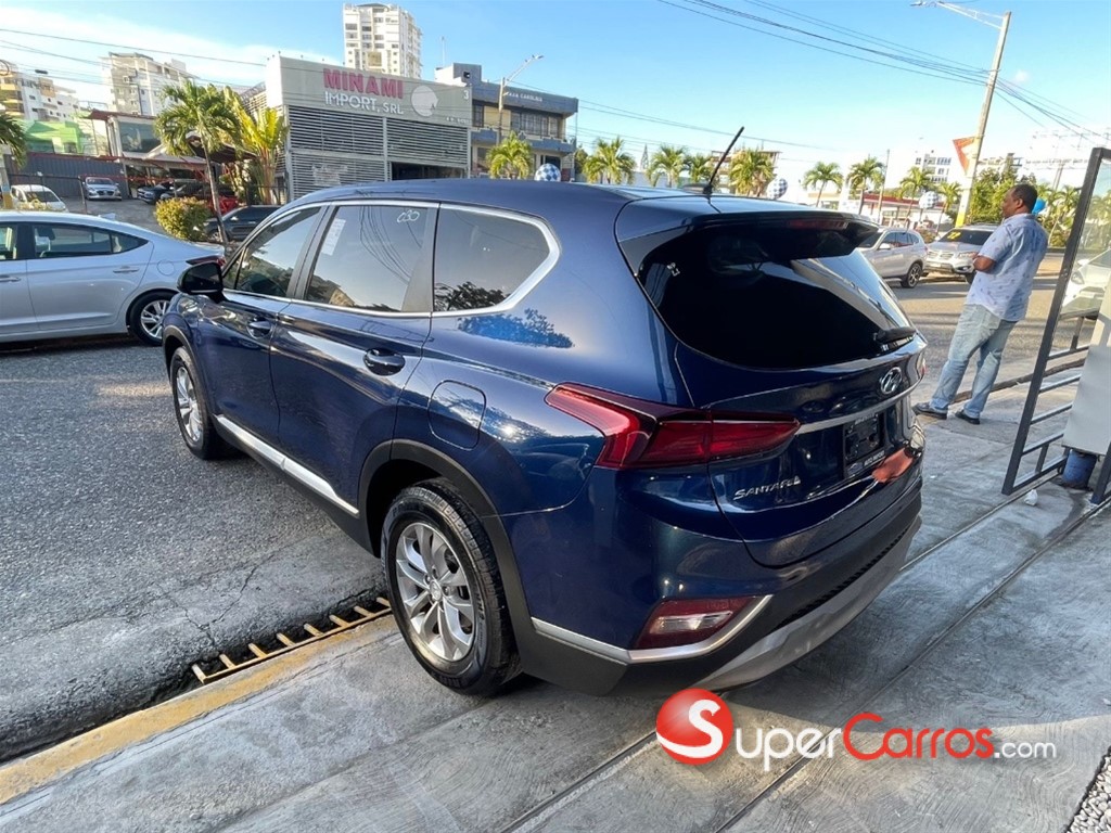 2020 Hyundai Santa Fe SE — foto 6 / 11