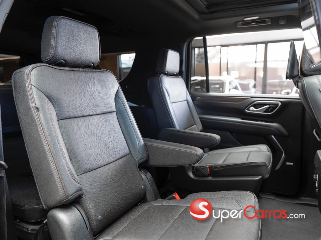 2023 Chevrolet Suburban Highcountry — foto 6 / 12