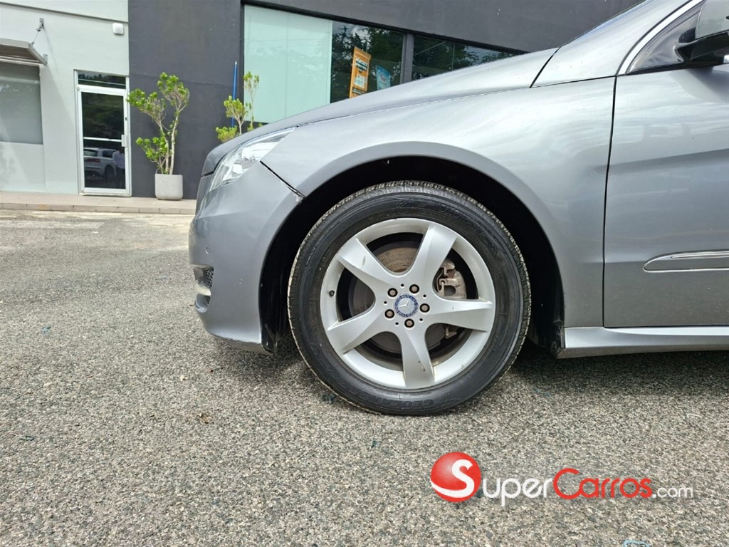 2013 Mercedes-Benz Clase R 300 — foto 2 / 9