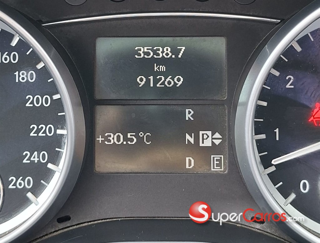 2013 Mercedes-Benz Clase R 300 — foto 6 / 9