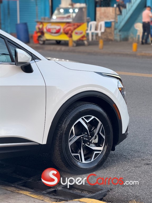 2023 Kia Sportage LX — foto 9 / 12