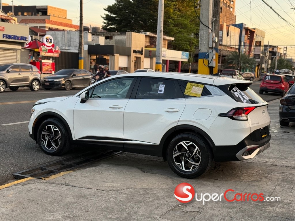 2023 Kia Sportage LX — foto 12 / 12