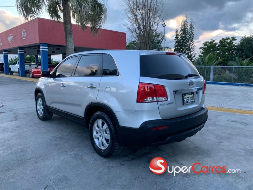 2012 Kia Sorento — foto 7 / 9
