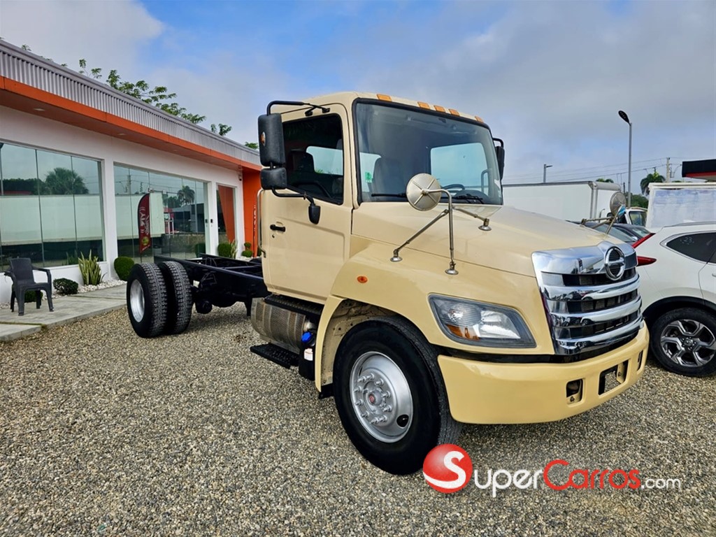 2020 Hino 338