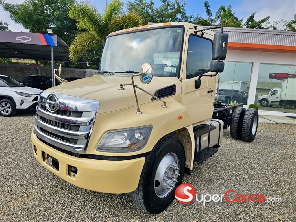 2020 Hino 338 — foto 3 / 10