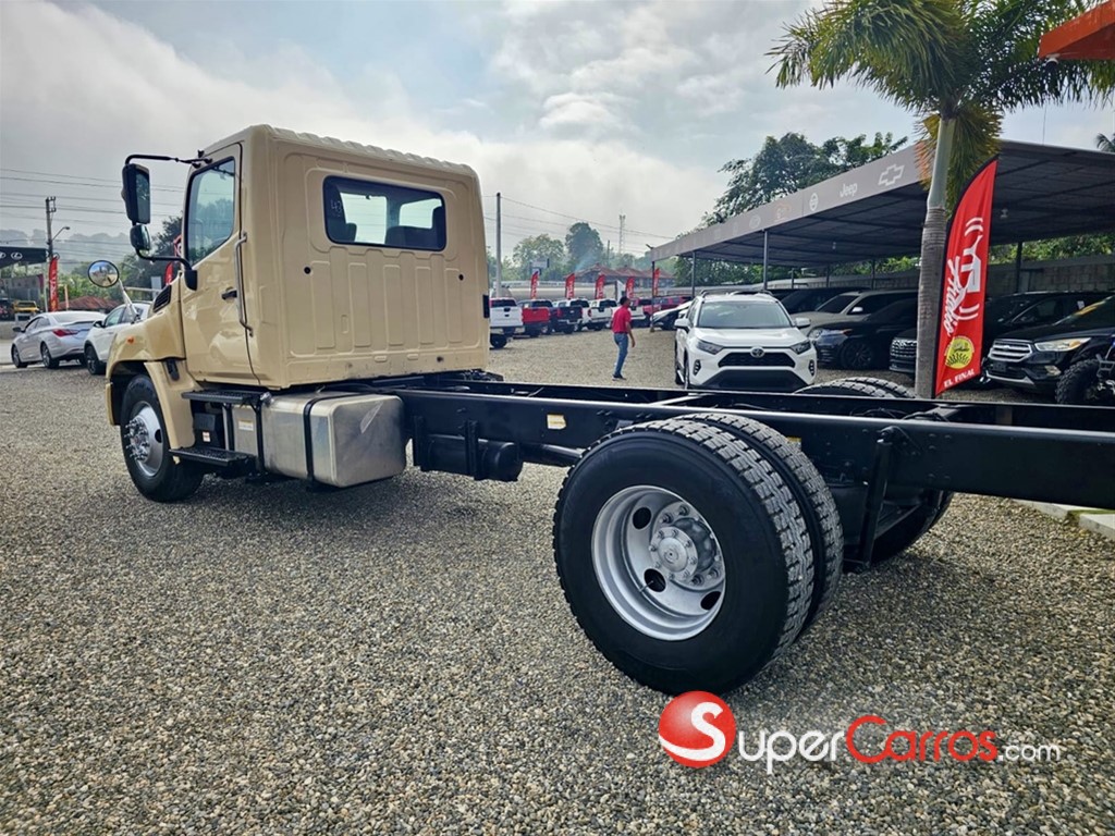 2020 Hino 338 — foto 10 / 10