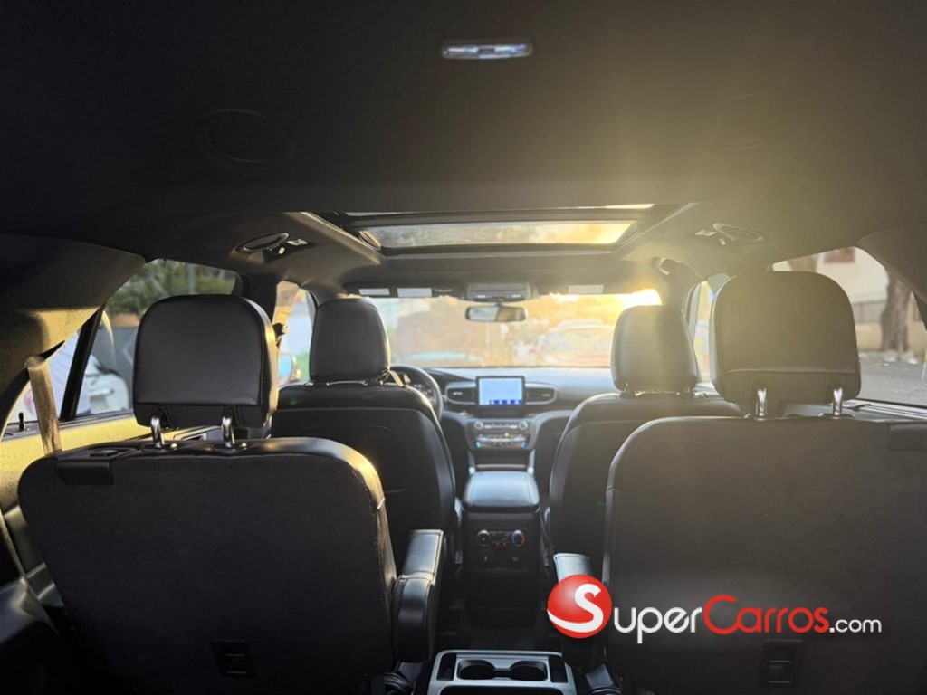 2020 Ford Explorer Limited — foto 7 / 12