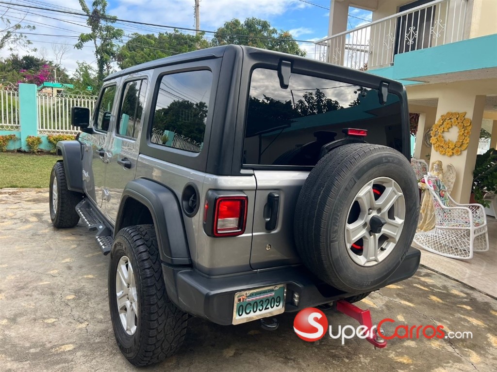 2019 Jeep Wrangler — foto 6 / 12