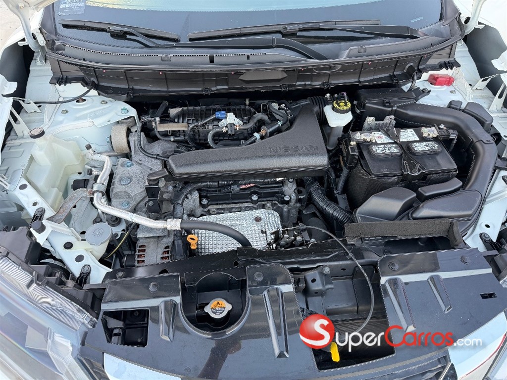 2020 Nissan Rogue SV — foto 10 / 10