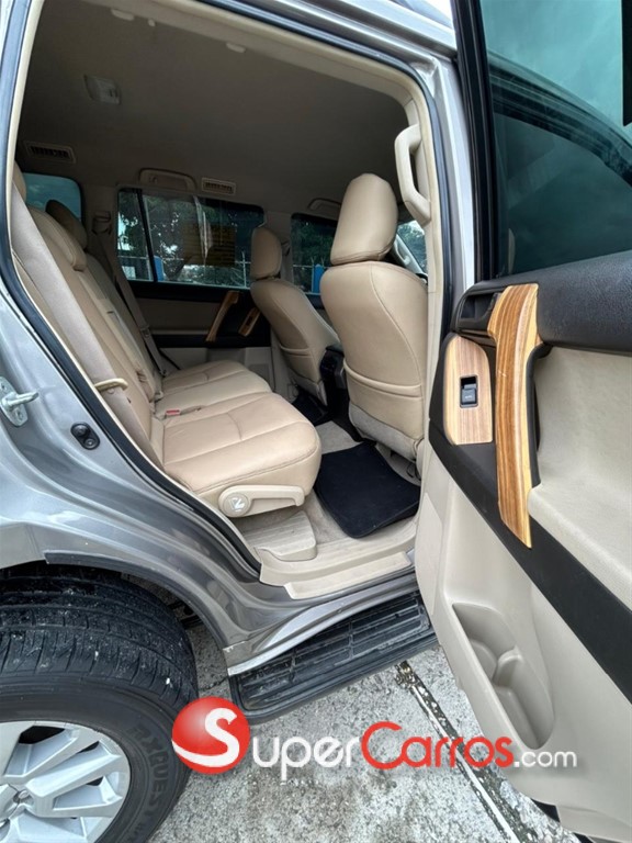 2013 Toyota Land Cruiser Prado TXL — foto 2 / 12