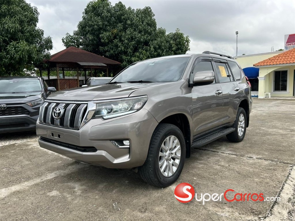 2013 Toyota Land Cruiser Prado TXL — foto 9 / 12