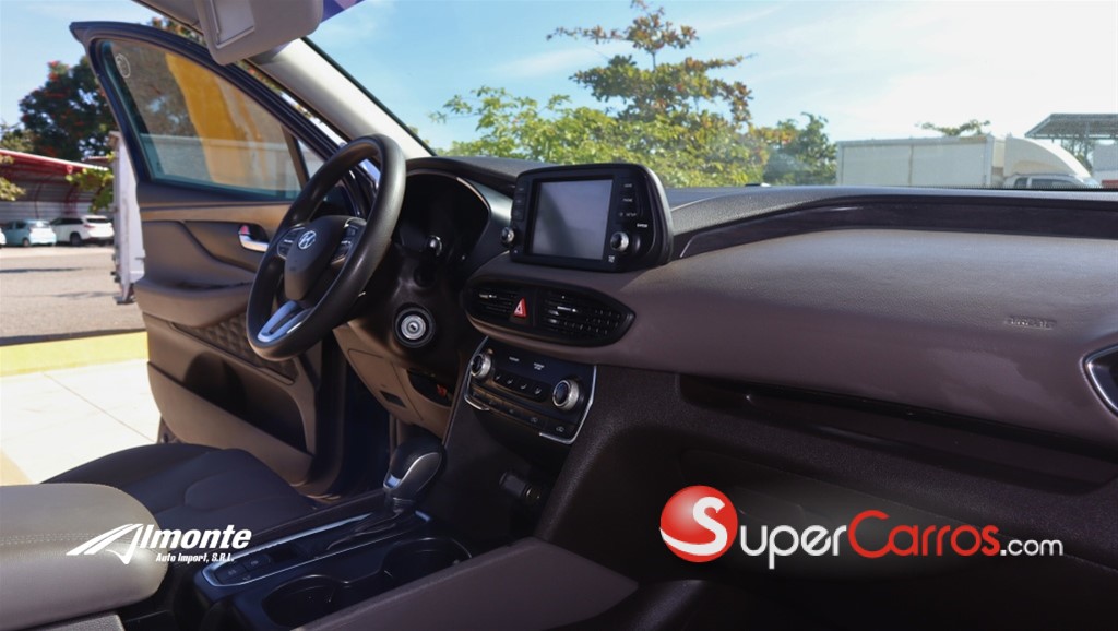 2019 Hyundai Santa Fe — foto 10 / 12