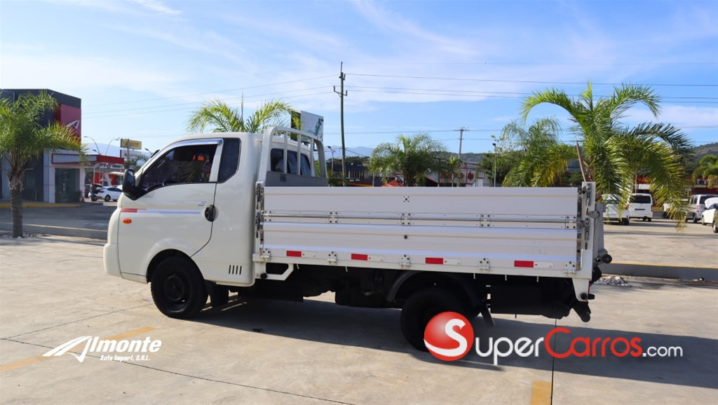 2018 Hyundai Porter II — foto 2 / 12