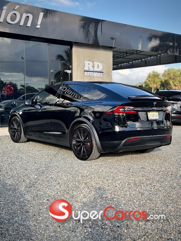 2022 Tesla Model X PLAID — foto 4 / 10