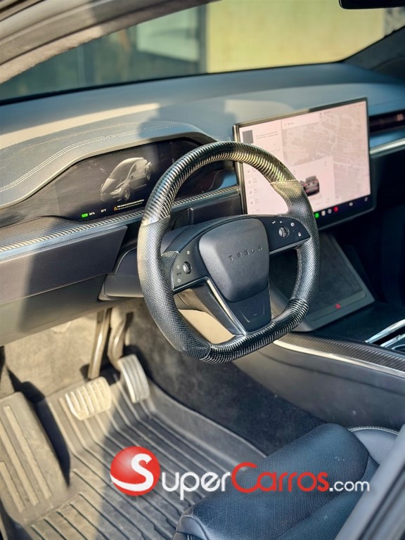 2022 Tesla Model X PLAID — foto 7 / 10