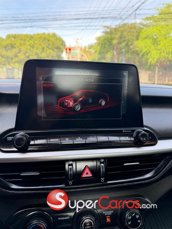 2021 Kia Forte LXS — foto 7 / 11