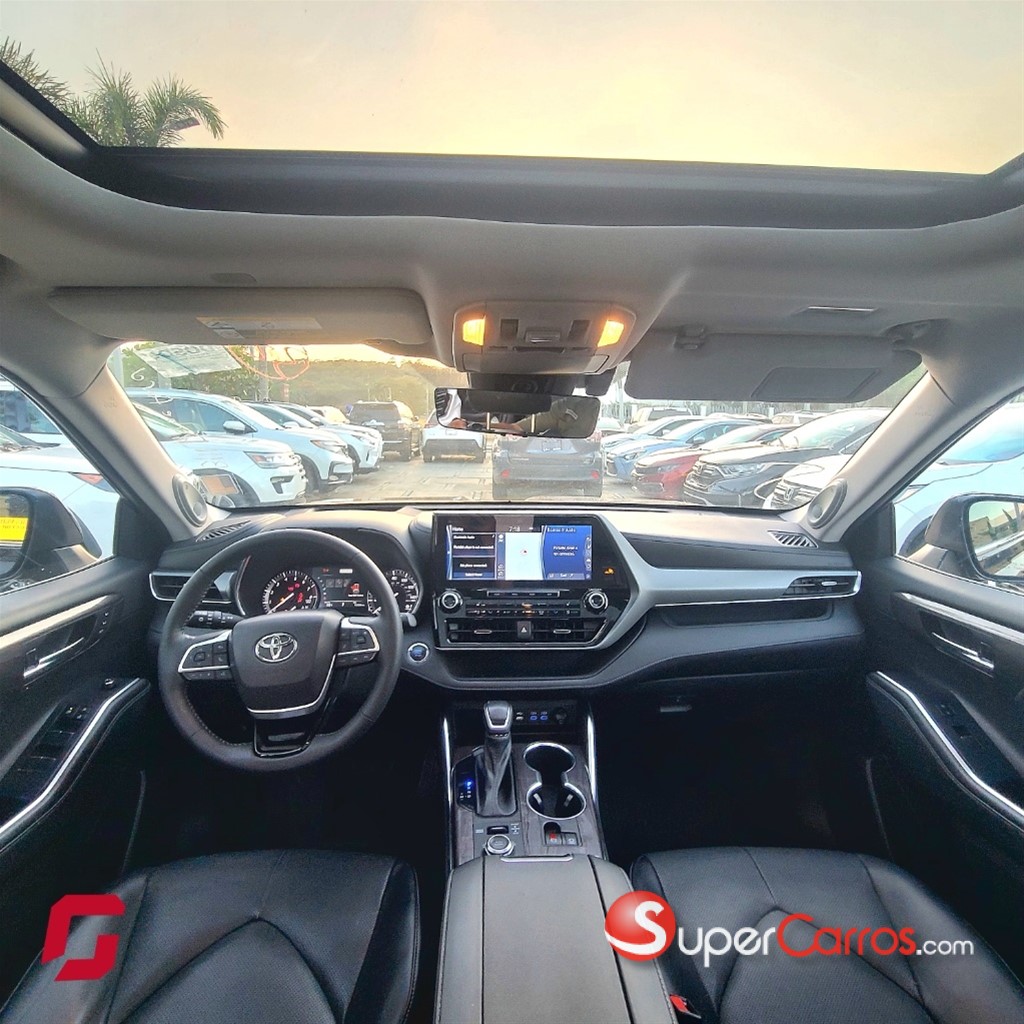 2022 Toyota Highlander Platinum — foto 3 / 10