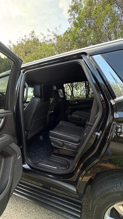 2023 Chevrolet Tahoe Duramax — foto 6 / 12
