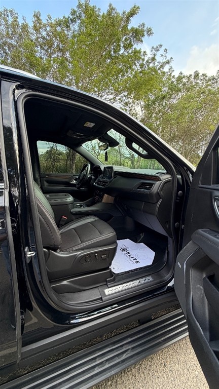 2023 Chevrolet Tahoe Duramax — foto 8 / 12