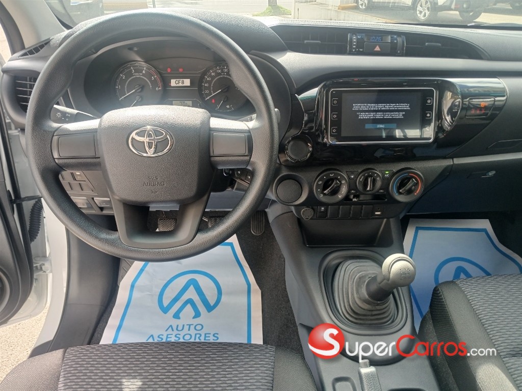 2026 Toyota Hilux 4x2 — foto 8 / 10