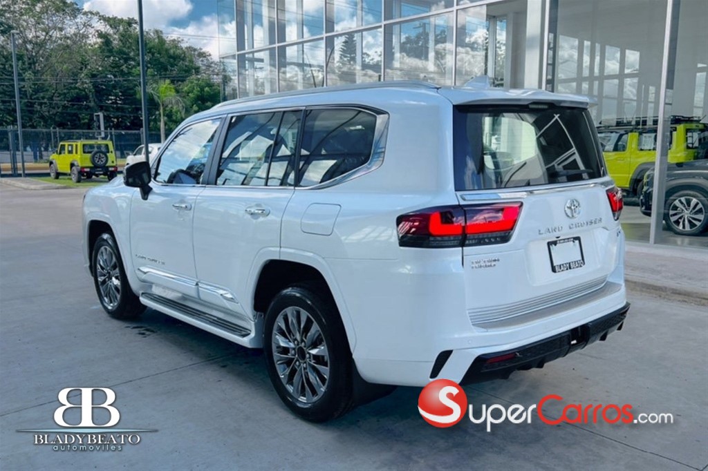2026 Toyota Land Cruiser VXR — foto 6 / 9