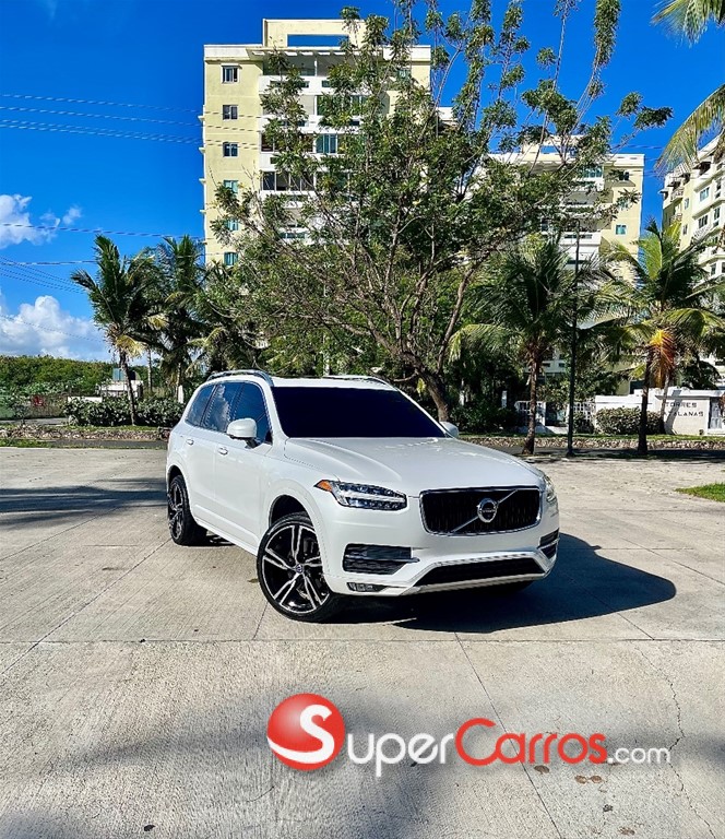2017 Volvo XC90 R-design T5