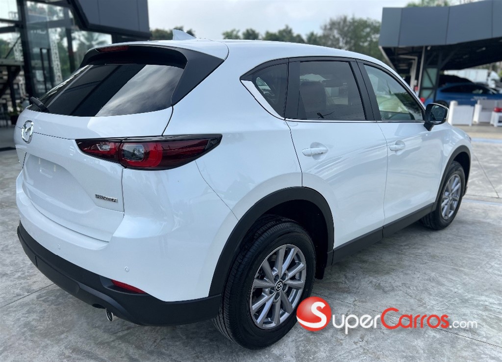 2026 Mazda CX-5 CE — foto 6 / 11