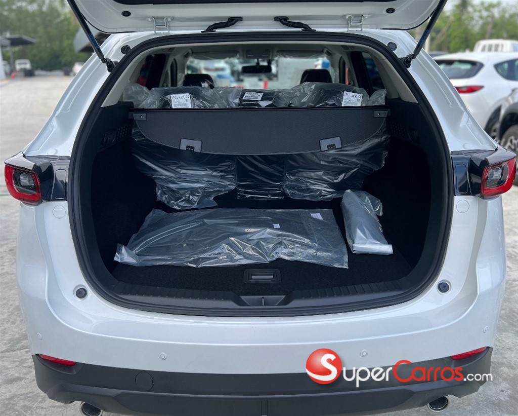 2026 Mazda CX-5 CE — foto 7 / 11