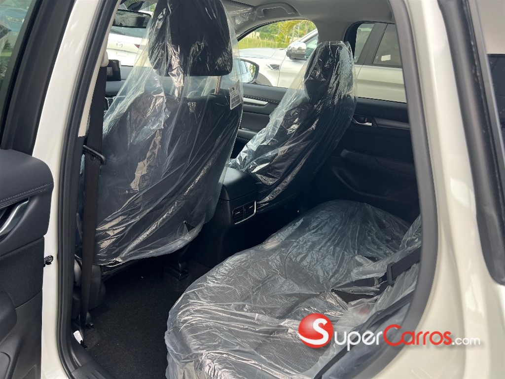 2026 Mazda CX-5 CE — foto 9 / 11