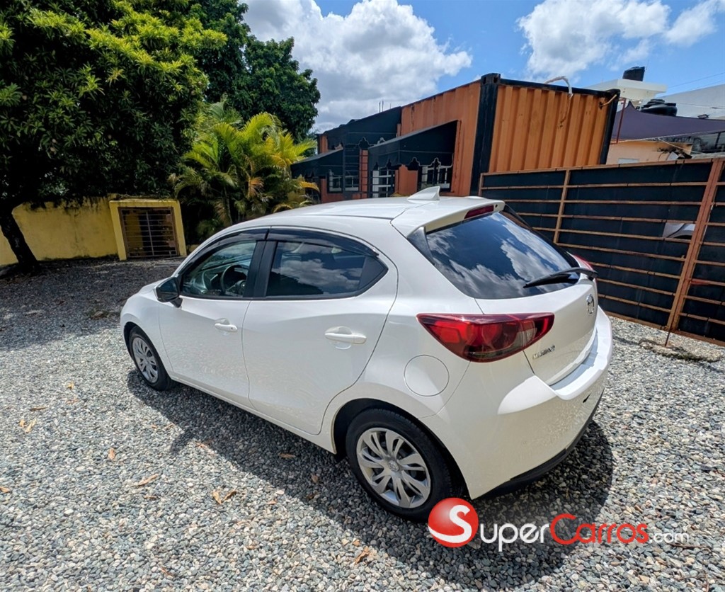 2020 Mazda 2 — foto 6 / 12