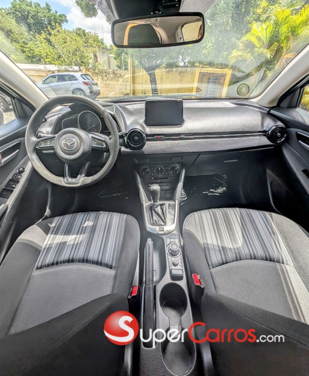 2020 Mazda 2 — foto 9 / 12