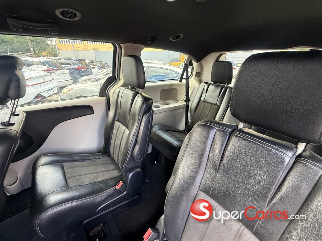 2019 Dodge Grand Caravan — foto 11 / 12