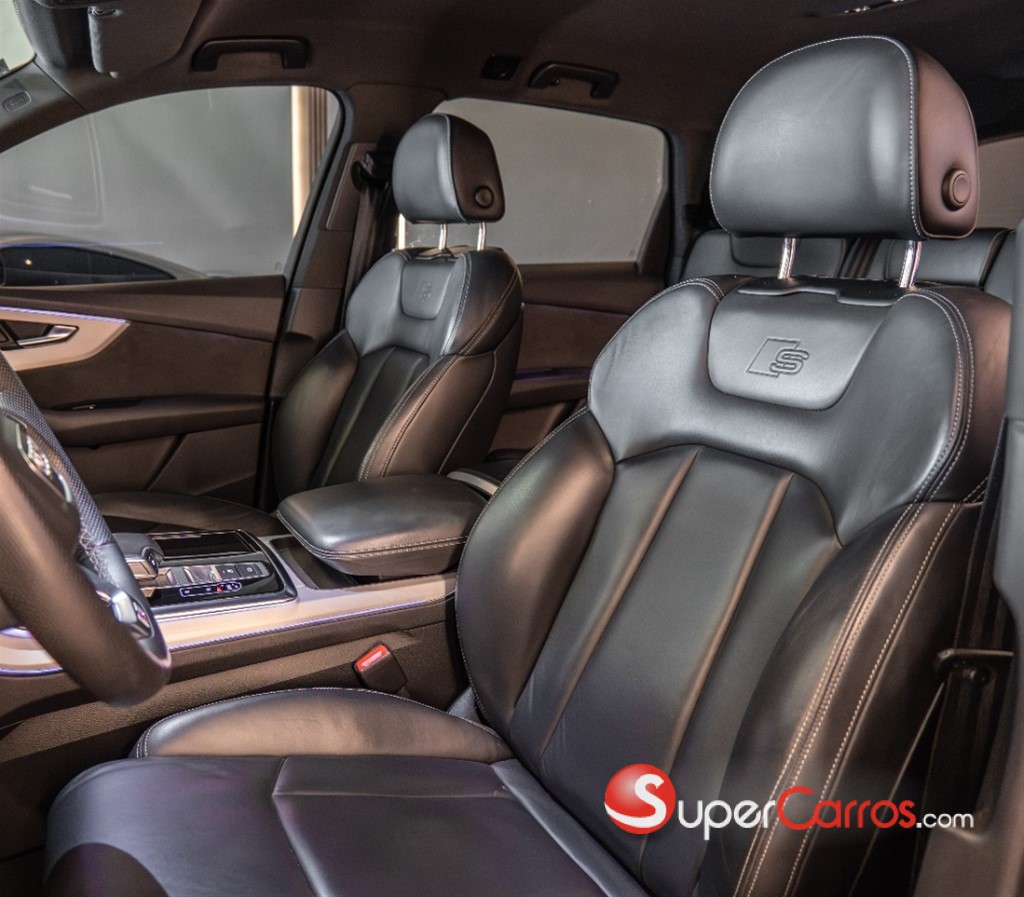 2022 Audi Q7 45 TFSI Premium Plus — foto 10 / 12