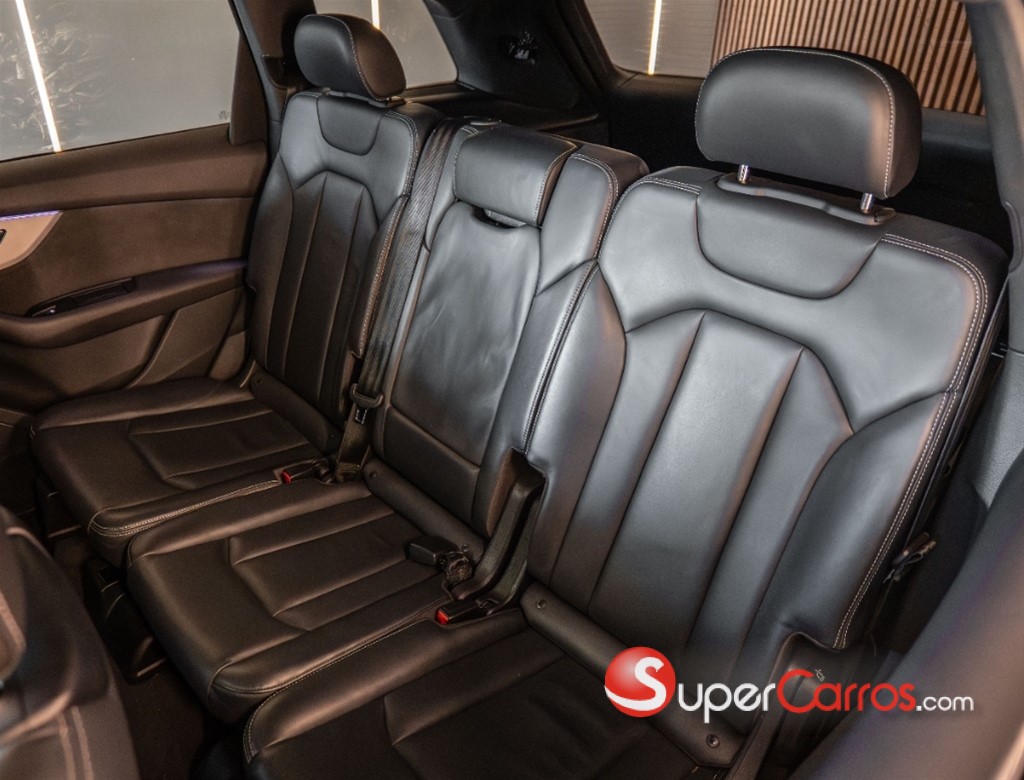 2022 Audi Q7 45 TFSI Premium Plus — foto 11 / 12