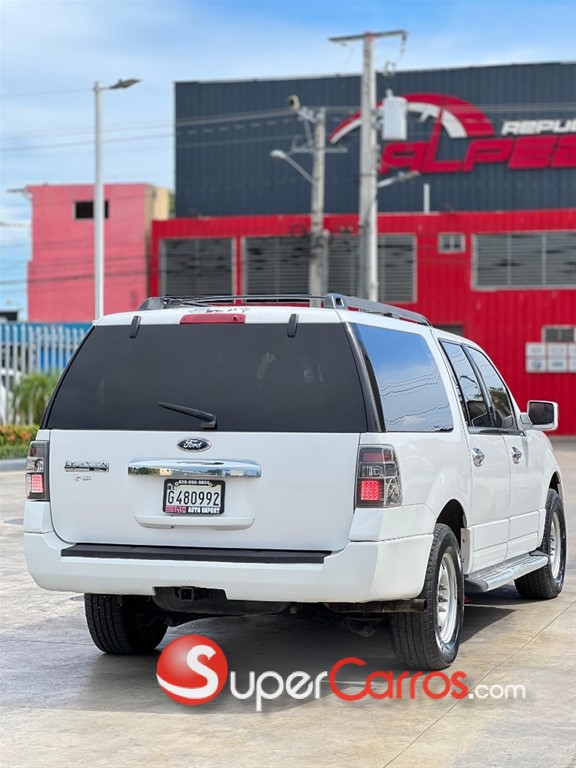 2014 Ford Expedition — foto 5 / 12