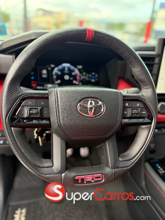 2023 Toyota Tundra TRD PRO — foto 8 / 12