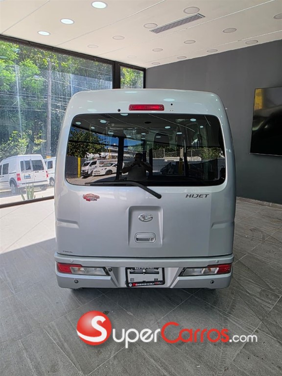2019 Daihatsu Hijet Minivan — foto 3 / 12