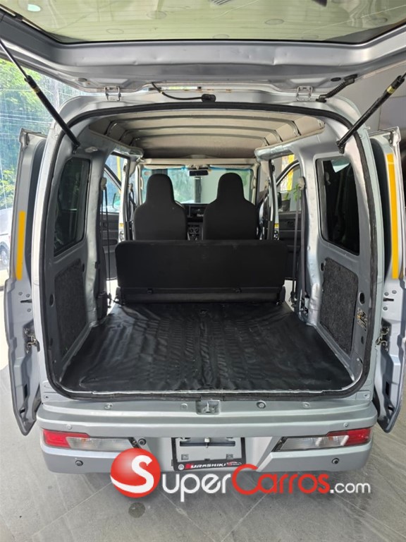2019 Daihatsu Hijet Minivan — foto 4 / 12