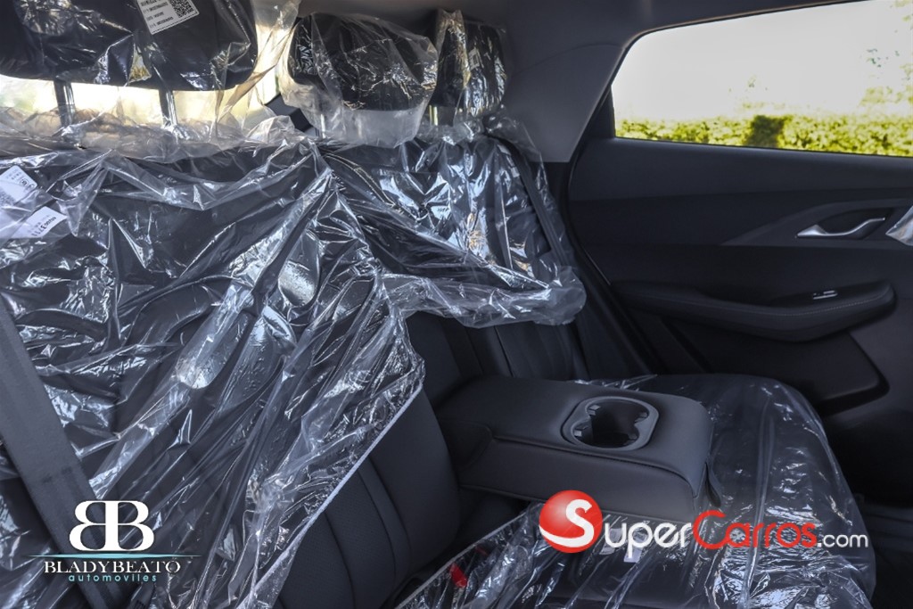 2026 OMODA C5 Luxury — foto 6 / 11