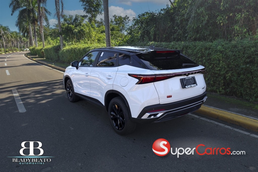 2026 OMODA C5 Luxury — foto 10 / 11