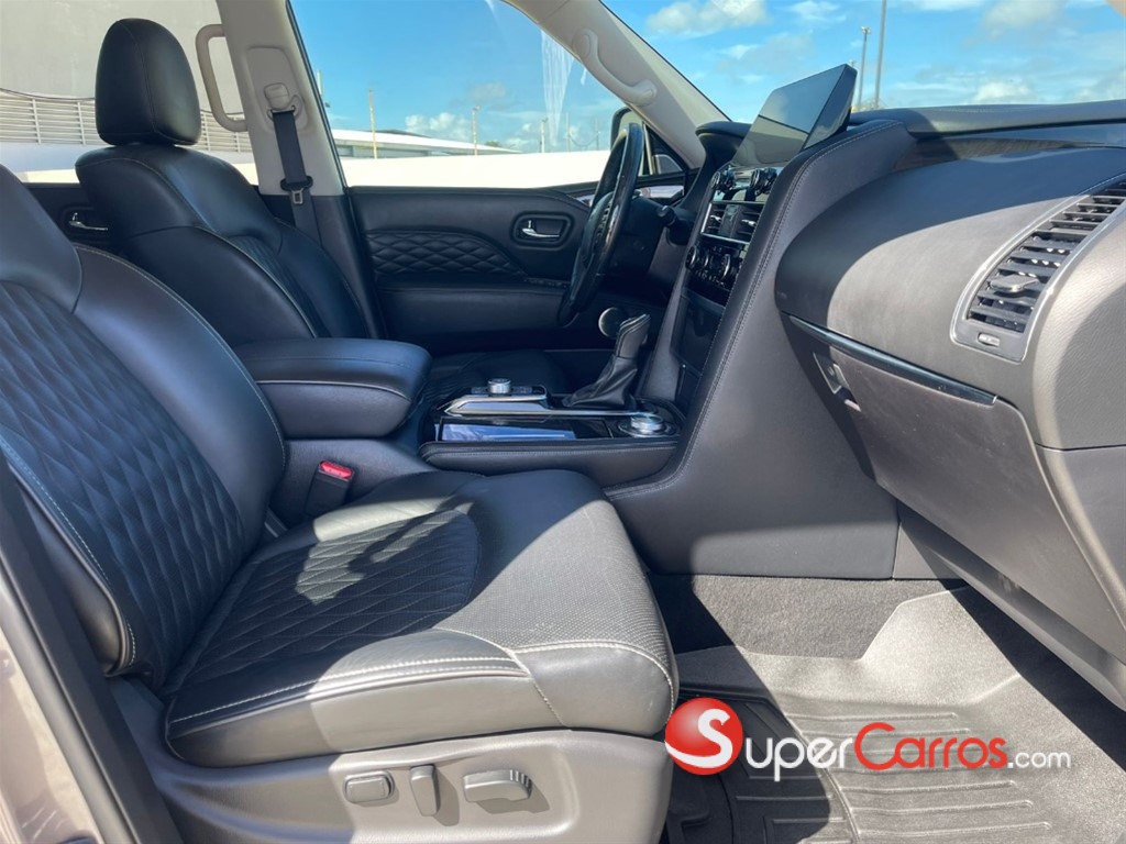 2024 Infiniti QX-80 — foto 8 / 12