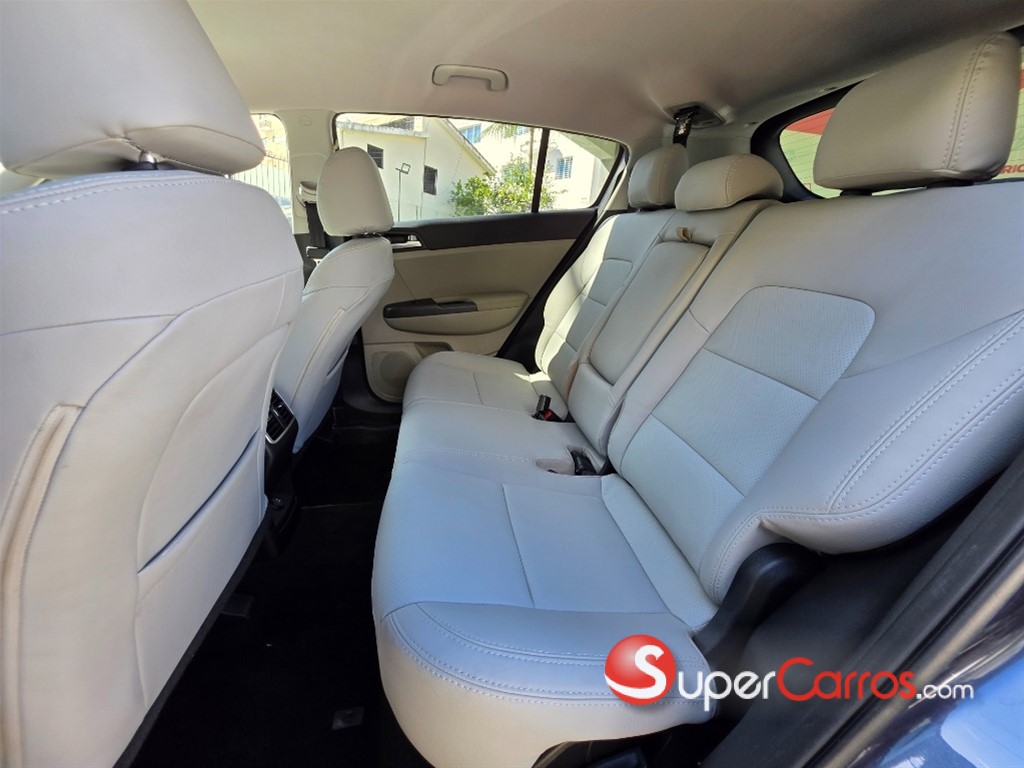 2020 Kia Sportage LX — foto 4 / 10