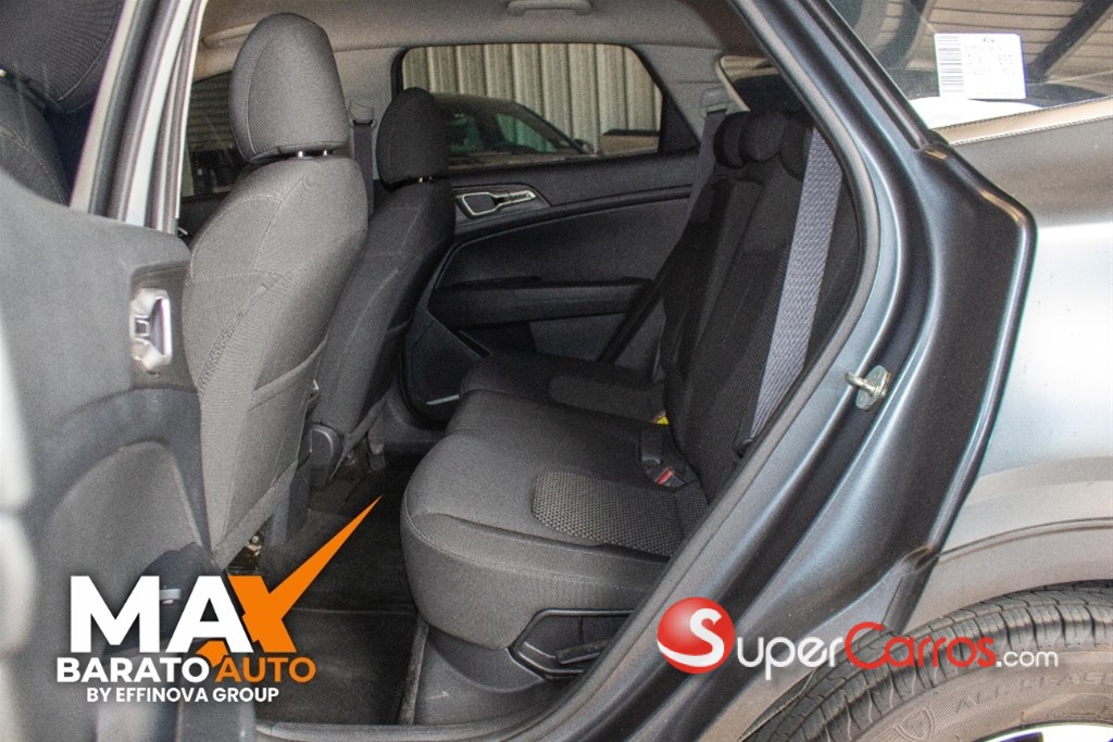 2023 Kia Sportage Sport — foto 8 / 9