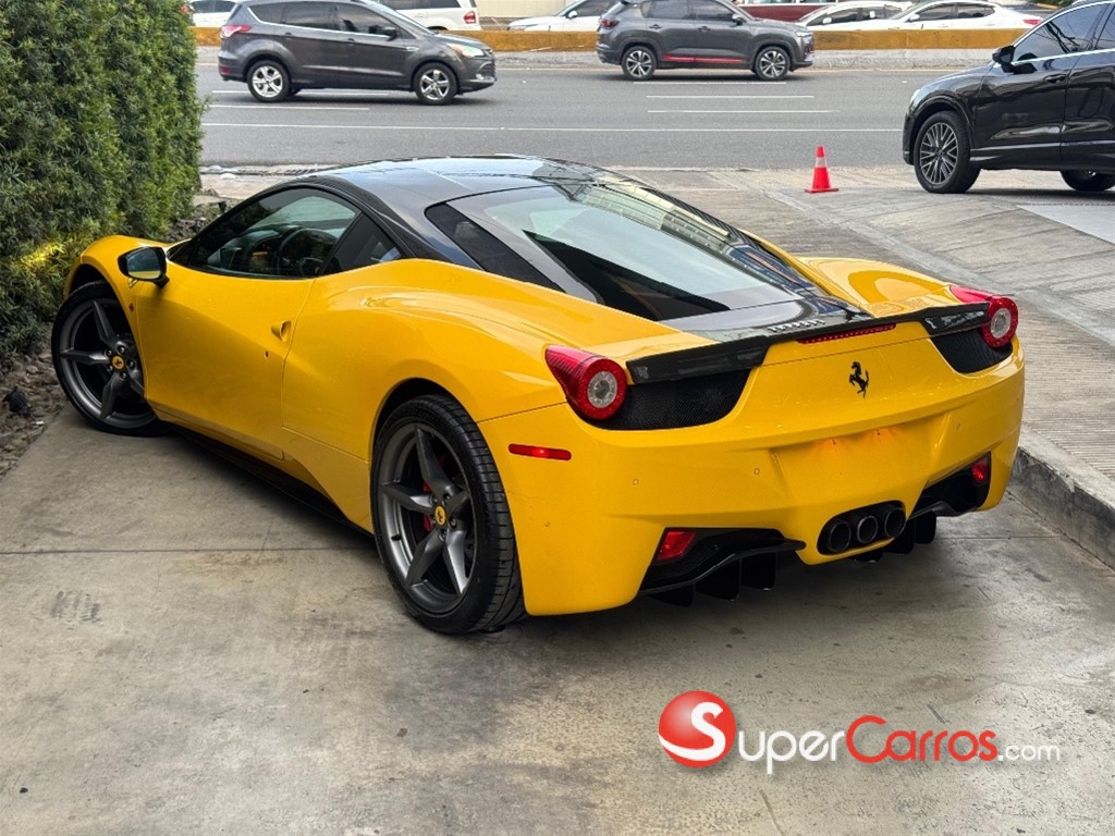 2012 Ferrari 458 — foto 4 / 9